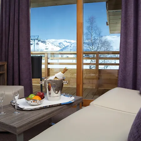 Apartmanhotel Lagrange L'alpenrose 4*