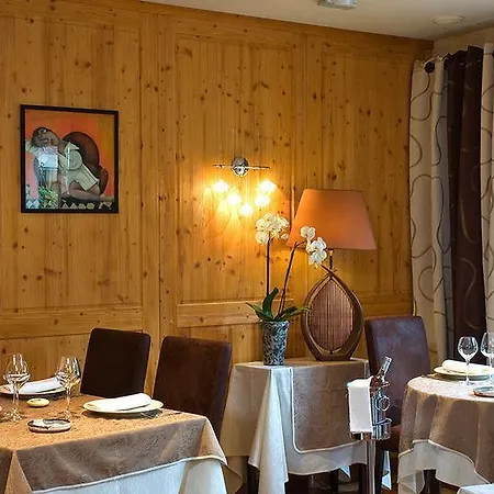 Lagrange L'alpenrose 4*