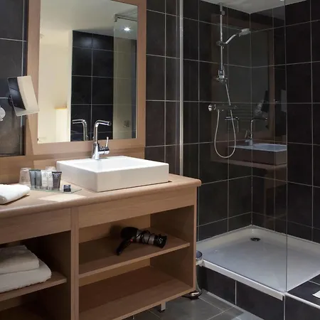 Apartmanhotel Lagrange L'alpenrose 4*