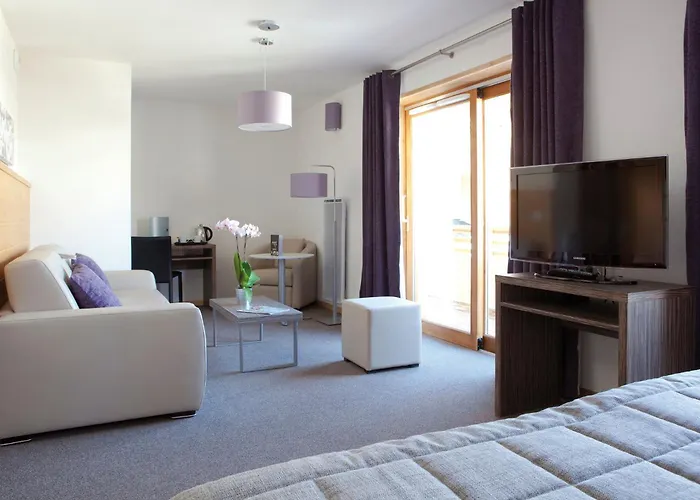 Aparthotel Lagrange L'alpenrose 4*