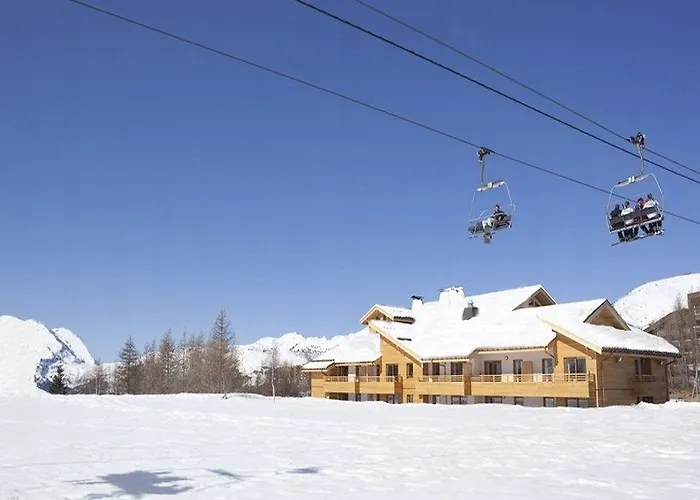 Aparthotel Lagrange L'alpenrose 4*