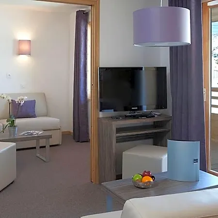 Lagrange L'alpenrose 4*