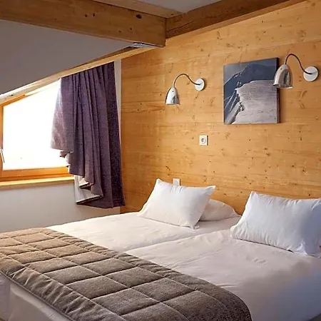 Lagrange L'alpenrose 4*