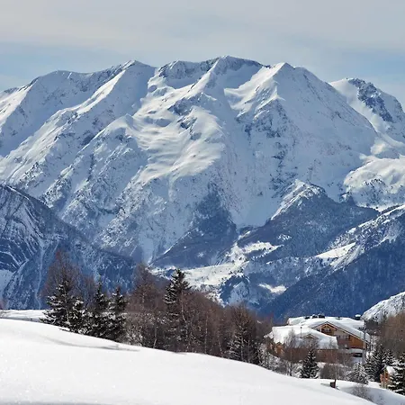 Lagrange L'alpenrose 4*
